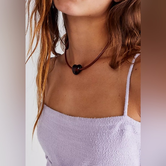 NWT Free People Under The Sea Collar Necklace Orange Heart Choker - Picture 3 of 3